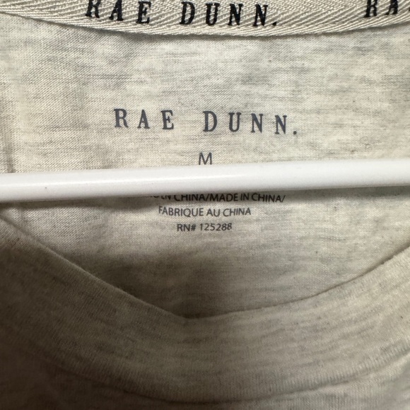 RAE DUNN. "DOG MOM" heather grey short-sleeve t-shirt, Med, 60% cotton, 40% poly - Picture 2 of 3